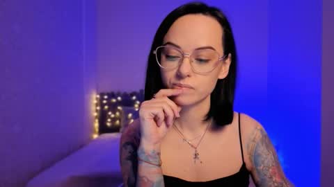 MiraSkyy online show from 03.04.26