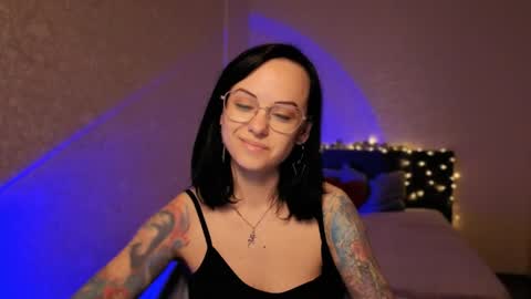 Snapshot of miraskyy chatting on 05.23.26 MiraSkyy online show from 05.23.26