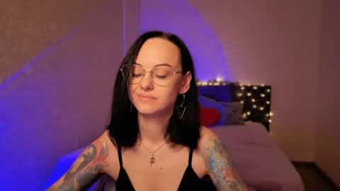 Snapshot of miraskyy chatting on 06.09.26 MiraSkyy online show from 06.09.26
