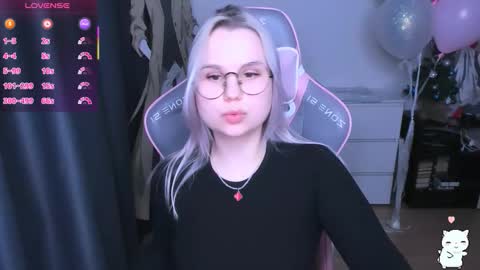 Kira online show from 02.09.26