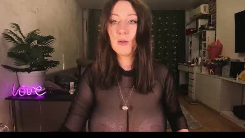 Snapshot of mirayoun chatting on 10.02.25 Mira online show from 10.02.25