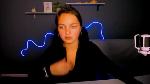 miriam_crazy online show from 10.06.25