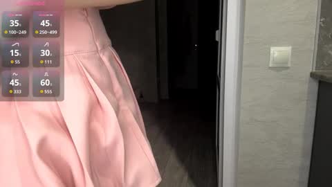 Molly online show from 04.17.26