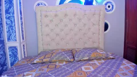 Mishell online show from 12.18.25