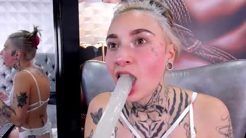 miss___angel online show from 02.20.25