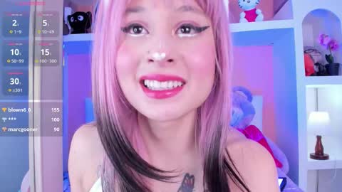 Snapshot of miss__lunna chatting on 09.20.25 Lunna online show from 09.20.25