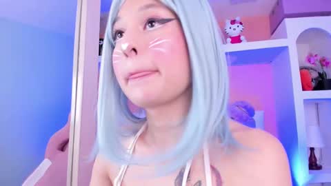 Snapshot of miss__lunna chatting on 10.03.25 Lunna online show from 10.03.25