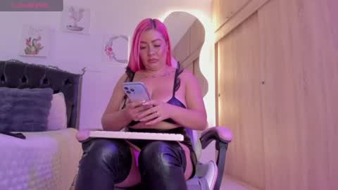 Snapshot of miss_amarantha1 chatting on 07.01.26 A M A R A N T H A online show from 07.01.26