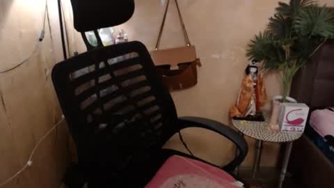 Snapshot of miss_angelic15 chatting on 02.24.25 miss angelic15 online show from 02.24.25