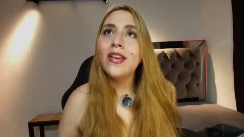 Anny online show from 12.15.25