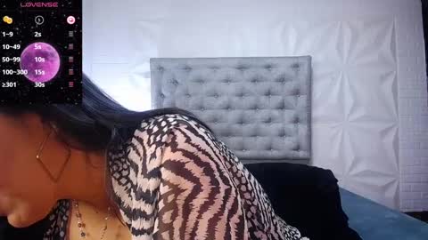 Snapshot of miss_antonellaa_ chatting on 02.10.25 Antonella online show from 02.10.25