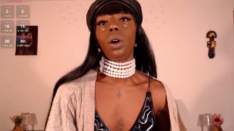 Snapshot of miss_ariaa chatting on 10.21.25 Aria Diaz online show from 10.21.25