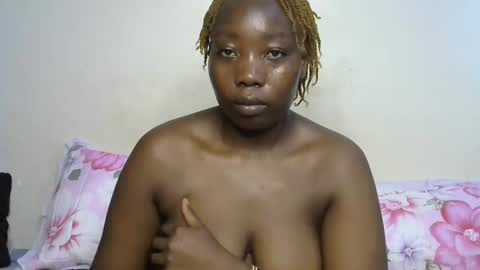 Snapshot of miss_bani chatting on 04.05.26 miss_bani online show from 04.05.26