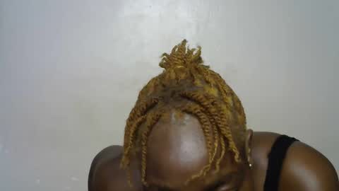 Snapshot of miss_bani chatting on 04.10.26 miss_bani online show from 04.10.26