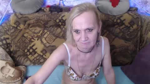 ask me online show from 01.01.25