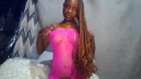miss_belllo online show from 02.03.25
