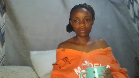 miss_belllo online show from 02.21.25