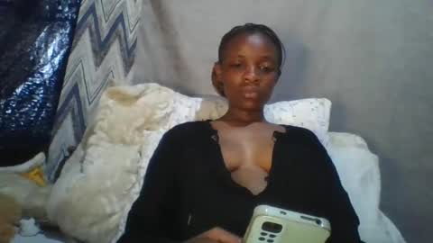 miss_belllo online show from 02.22.25