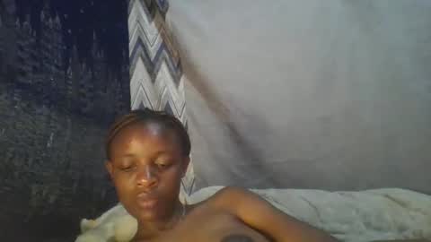 miss_belllo online show from 03.03.25