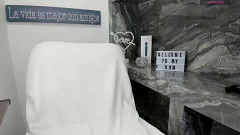 Danika online show from 11.20.25