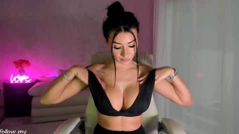 miss_diamond__ online show from 12.07.24
