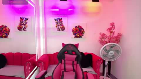 Melanie online show from 09.24.25