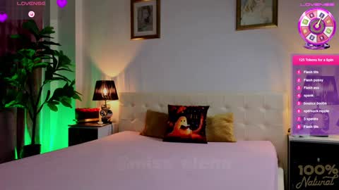 Elena online show from 10.31.25