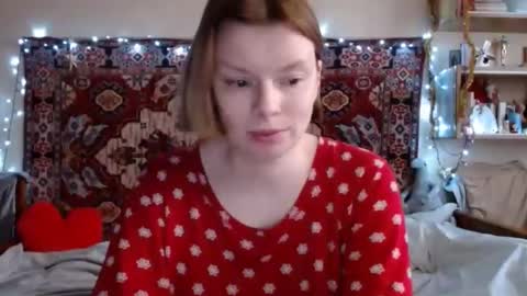Elis online show from 12.24.24