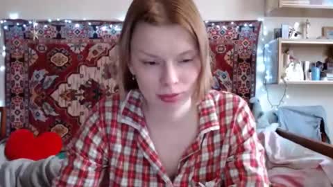 Elis online show from 03.05.25