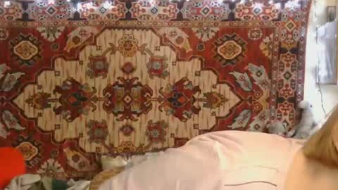 Snapshot of miss_elistia_ chatting on 10.23.25 Elis online show from 10.23.25