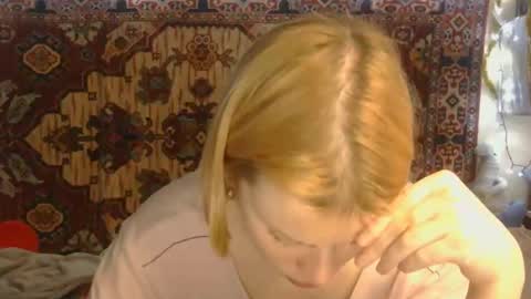 Elis online show from 11.28.25