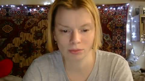Snapshot of miss_elistia_ chatting on 06.29.26 Elis online show from 06.29.26