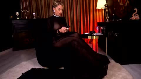 Snapshot of miss_ema_divine chatting on 09.21.25 Miss Ema Devine online show from 09.21.25