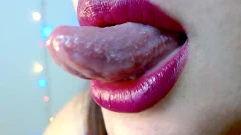 Miss Evoleth online show from 02.27.25