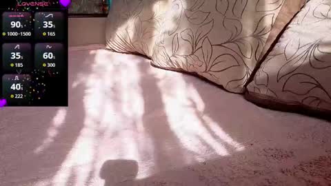 Snapshot of miss_flexi_sun chatting on 10.22.25 ................................ online show from 10.22.25