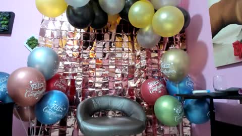 Snapshot of miss_flora chatting on 09.20.25 Monica Patricia online show from 09.20.25