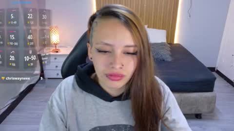 Snapshot of miss_foxxy_ chatting on 10.24.25 miss_foxxy_ online show from 10.24.25