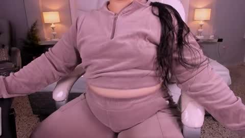 Snapshot of miss_francheska chatting on 02.11.26 Francheska online show from 02.11.26