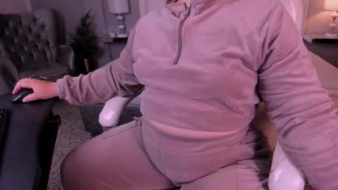 Snapshot of miss_francheska chatting on 02.17.26 Francheska online show from 02.17.26