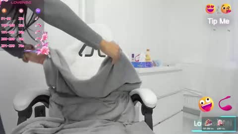 Snapshot of miss_garcia_ chatting on 02.06.25 Miss Garcia online show from 02.06.25