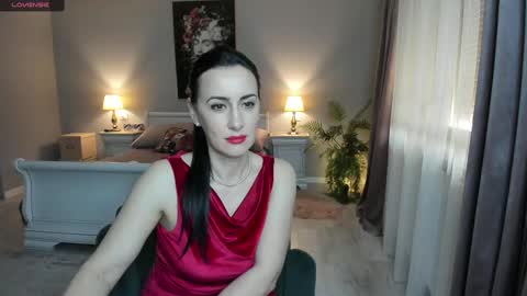 Miss Giulia online show from 02.10.25