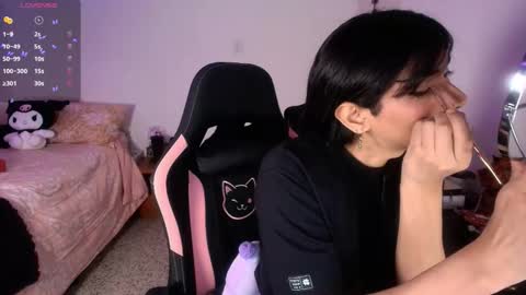 Snapshot of miss_hikikomori chatting on 11.03.25 Asami online show from 11.03.25