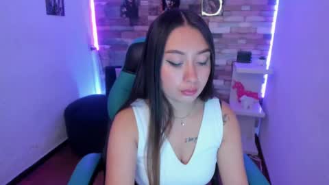 Isabella online show from 02.11.25