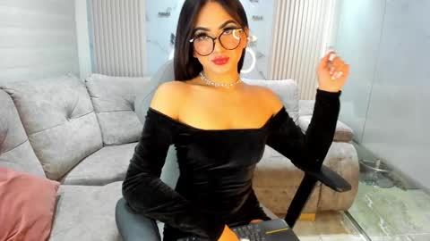 miss_ivyy online show from 03.12.25