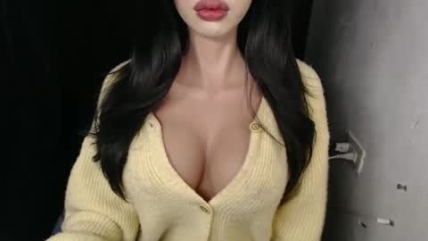 Lyn online show from 02.25.26