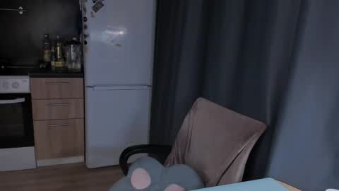 Snapshot of miss_jess_rabbit chatting on 02.22.25 Jess online show from 02.22.25