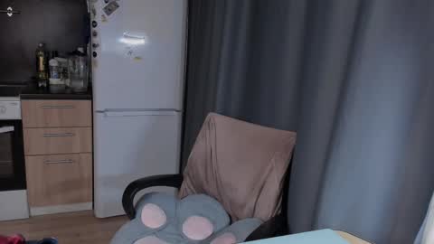 Snapshot of miss_jess_rabbit chatting on 02.26.25 Jess online show from 02.26.25