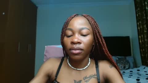 Miss Kiarrafit online show from 01.25.25