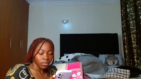 Miss Kiarrafit online show from 01.28.25