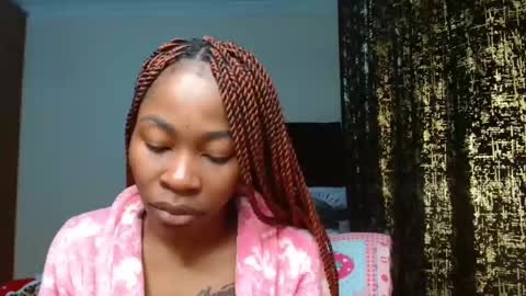 Miss Kiarrafit online show from 02.08.25